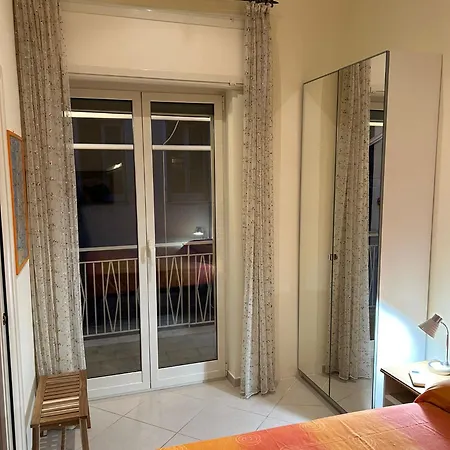 Apartman Marhaus, In Piazza Dante Nápoly