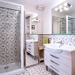 Marhaus, In Piazza Dante Appartement *