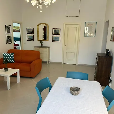 Διαμέρισμα Marhaus, In Piazza Dante